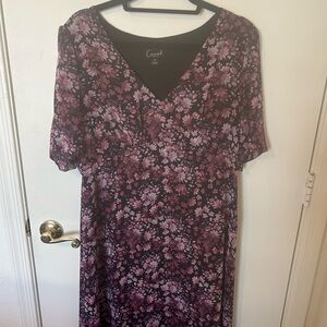 Connected Apparel Pink and Purple V-Neck Short Sleeve Midi Sundress